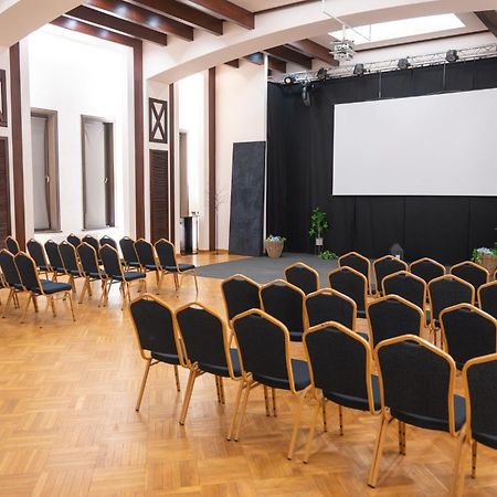 Conacul Domnesc Hotel Scheia Luaran gambar
