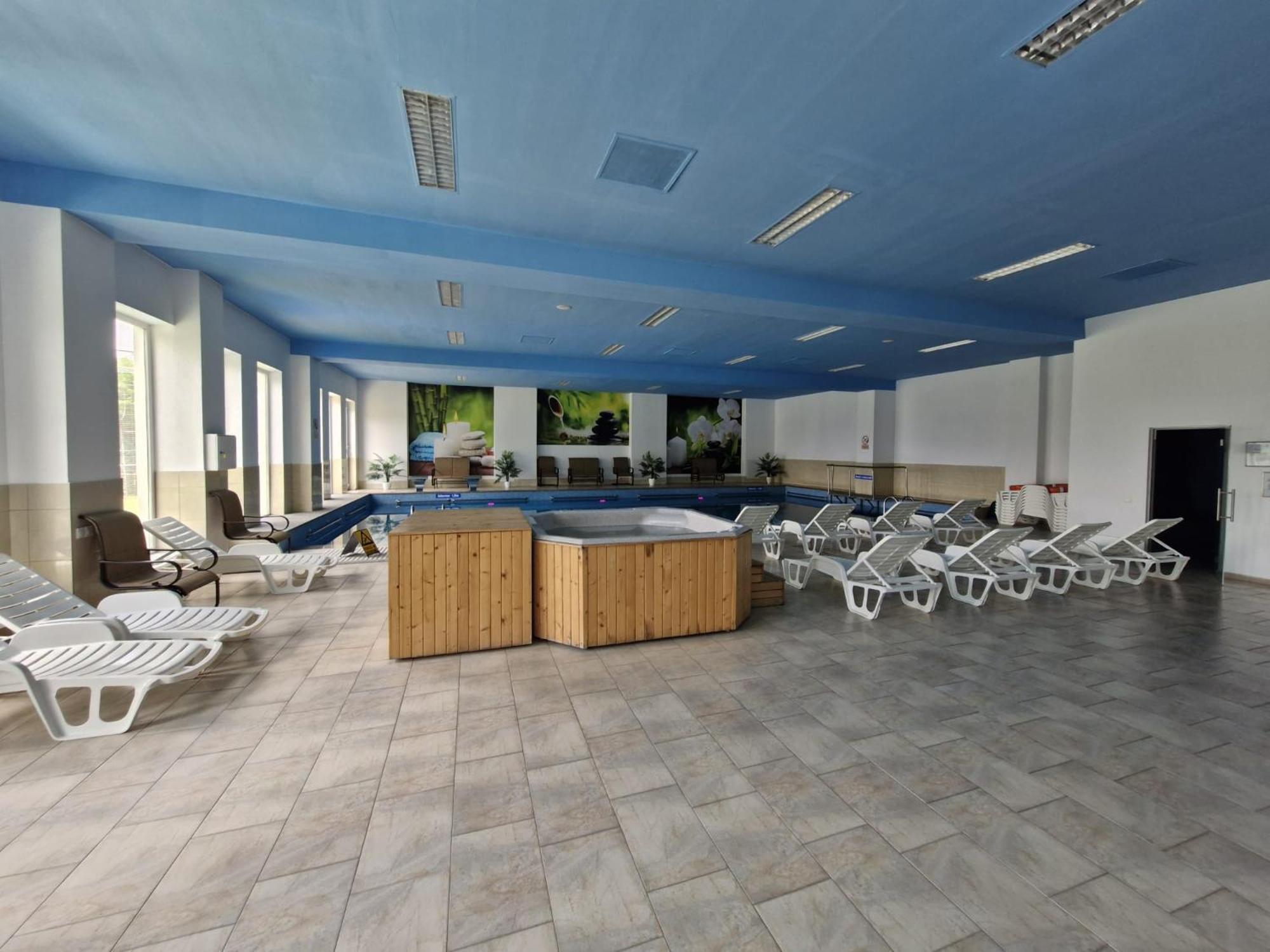 Conacul Domnesc Hotel Scheia Luaran gambar