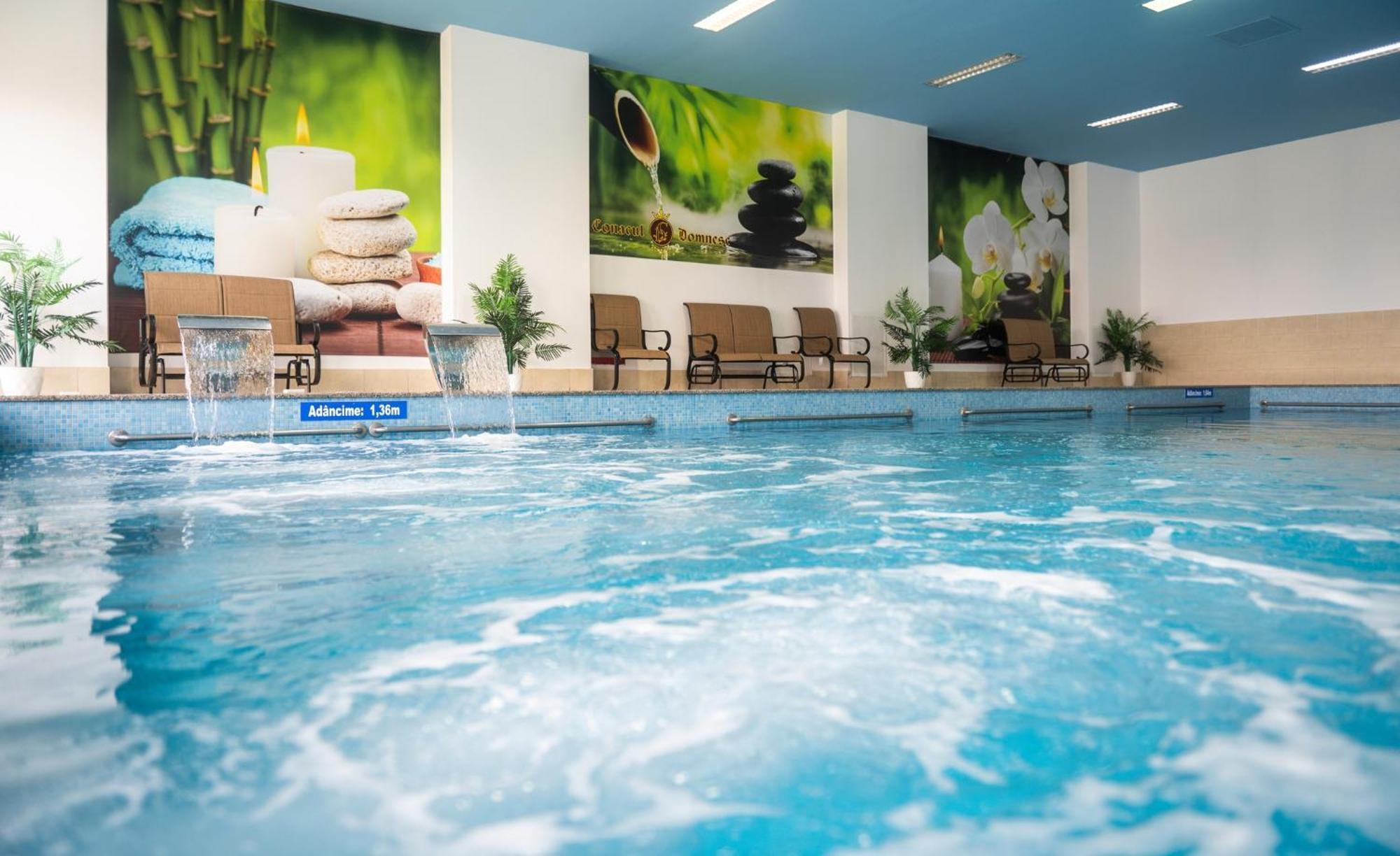 Conacul Domnesc Hotel Scheia Luaran gambar